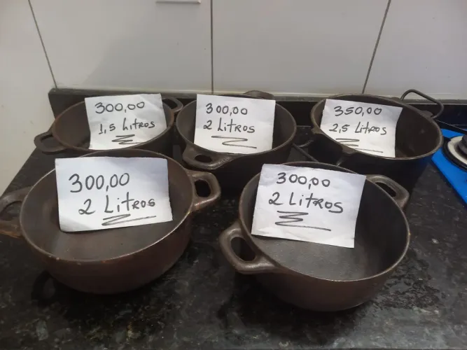 Panelas de ferro antigas de 1,5, 2 e 2,5 Litros