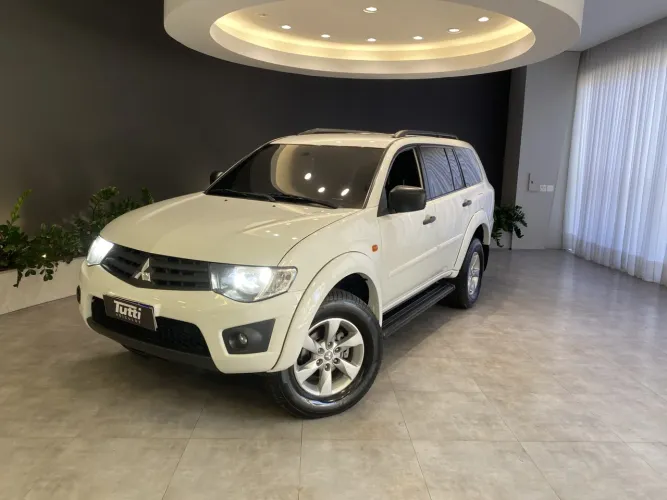 Mitsubishi Pajero Dakar 3.2 4X4 T.i. Dies. 5P Aut. 2014