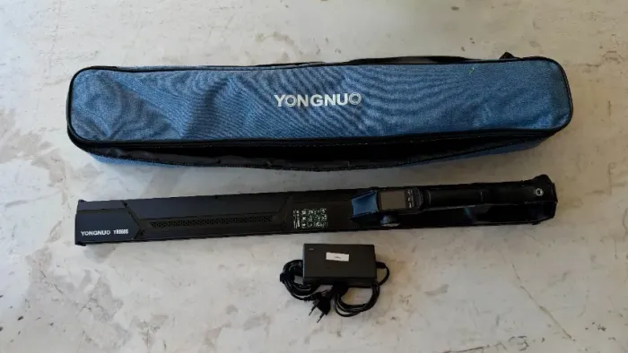 Iluminador LED Yongnuo YN660S 60W Bicolor com Fonte e Bag