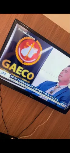 TV 32 