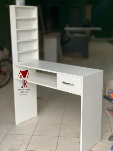 Mesa de manicure 