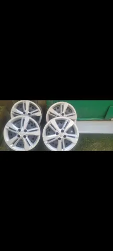 Roda de ferro kiks aro 16 com calotas