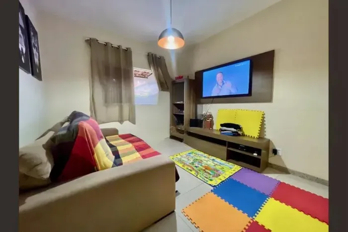 Casa à Venda - União, 5 Quartos, 360 m2