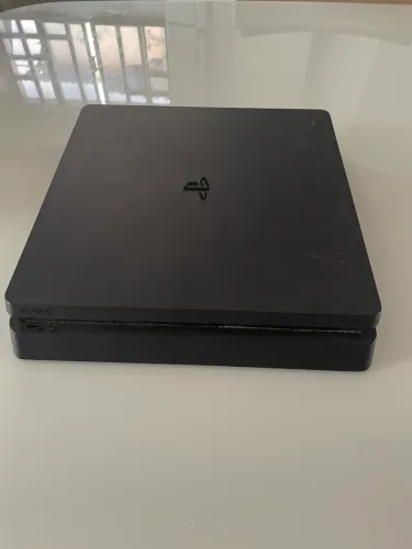 Ps4 slim