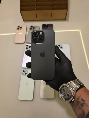 IPHONE 15 PRO MAX 256GB - BLACK TITANIUM