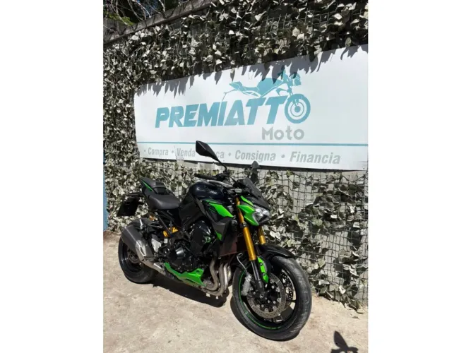 Kawasaki Z 900 r edition 2023