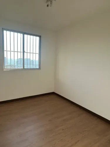 Apartamento com três dormitórios para locaçao! Horto do Ipe .