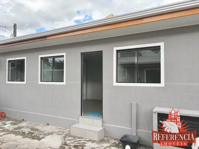 CASA TÉRREA PARA LOCAÇÃO EM CONDOMÍNIO NO ALTO BOQUEIRÃO.