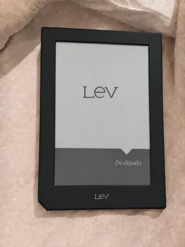 E-reader Saraiva Lev Neo com iluminação - quase novo