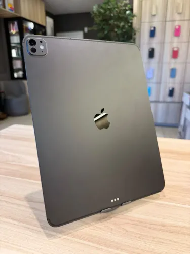iPad Pro M5 1TB Preto 13POL | Nano Textura - Seminovo