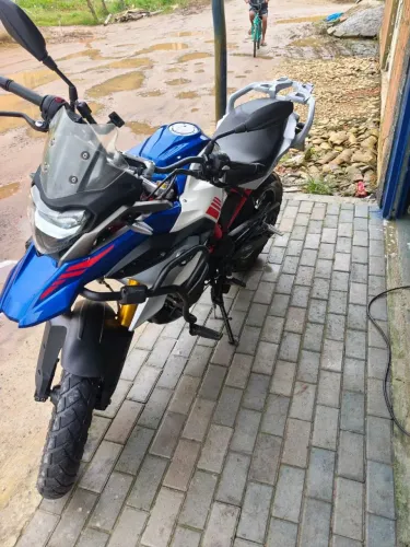 Vendo BMW gs 310 semi nova