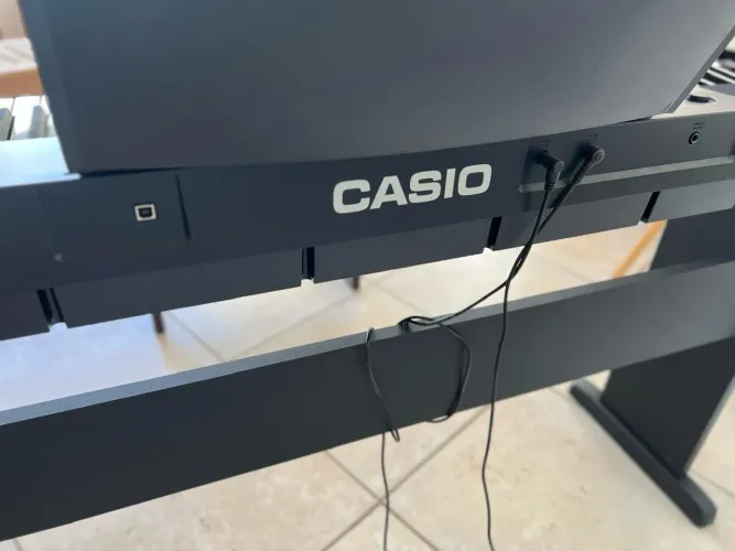 Teclado eletrônico Novíssimo