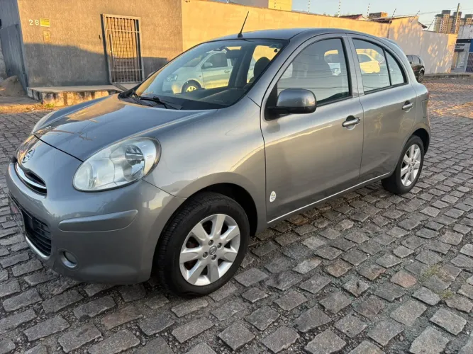 Nissan March Rio2016 1.0 Flex Fuel 5P 2013