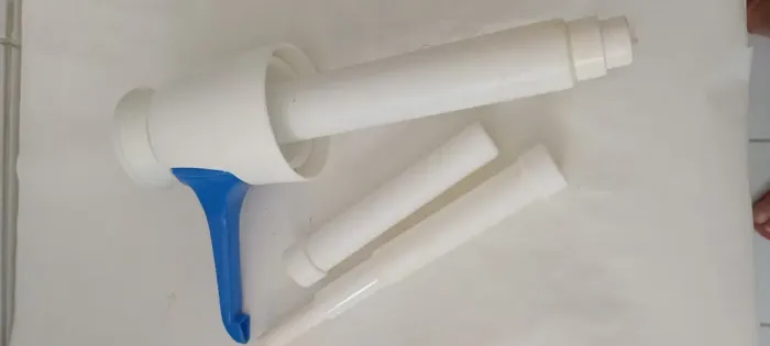Bomba manual para galão de água