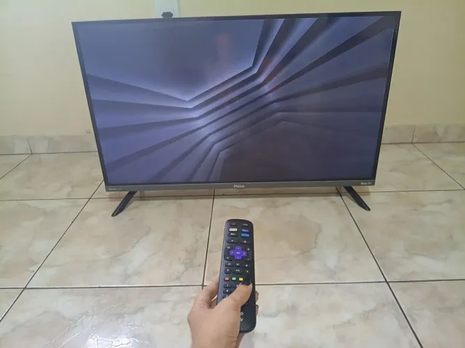 TV PHILCO ROKU TV 32 POLEGADAS