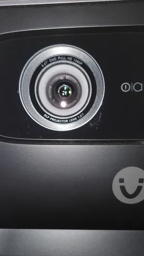 VEVSHAO V80 3D projetor