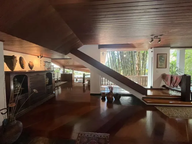 Casa em condominio fechado no Alto da Boa Vista (Chácara Flora) com 4 suites e piscina