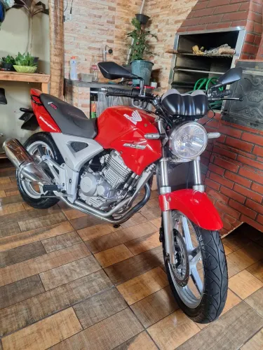 Troco por 125 ou 150 ou biz