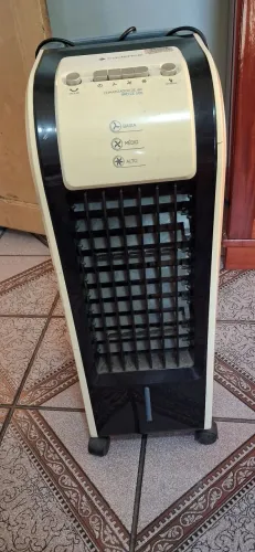 Clinatizador de ar BREEZE 506- CADENCE - não funciona