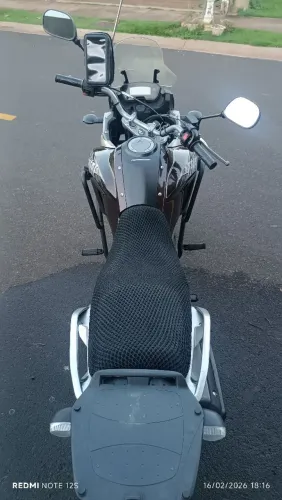Moto impecável