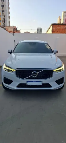 Volvo XC 60 T-5 R-design 2.0 AWD 5P 2018