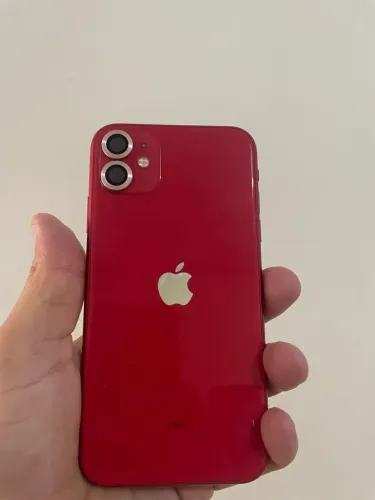iPhone 11 Red 64 GB