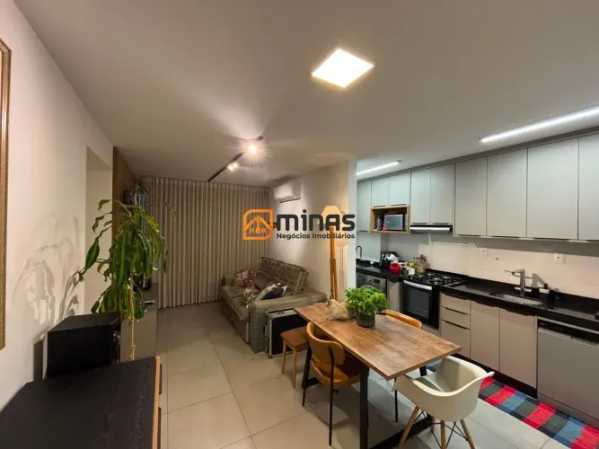 Urbanit com 2 quartos sendo 1 suíte