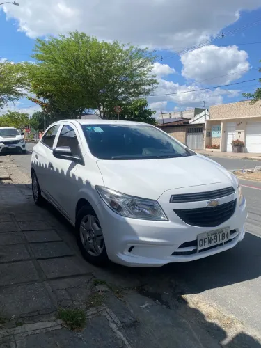 Chevrolet Onix JOY Hatch 1.0 8V Flex Mec. 4P 2018