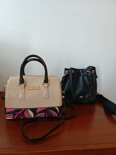 ? **Bolsas Femininas - Novas e Elegantes!**