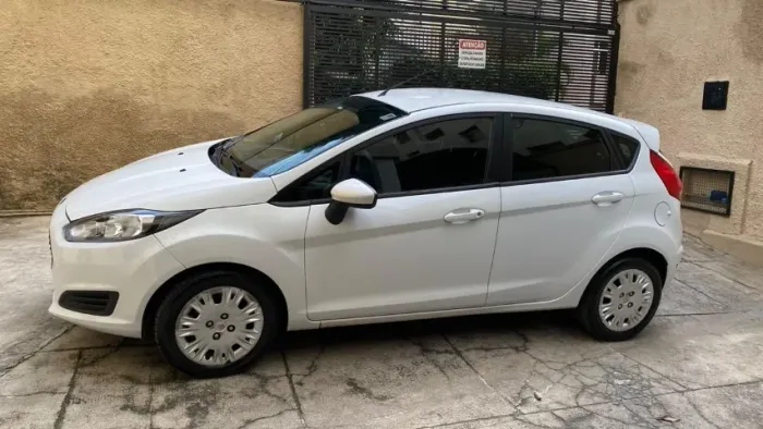 Ford Fiesta 1.5 16V Flex Mec. 5P 2014