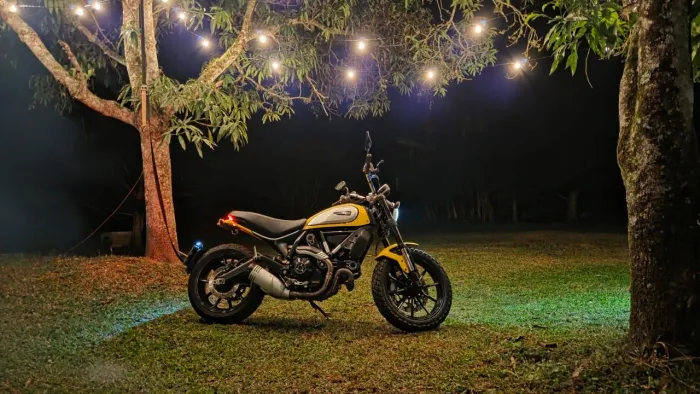 Ducati scrambler 9.800 kms