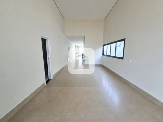 Casa com 217m² em condomínio para locação no bairro Gávea Sul