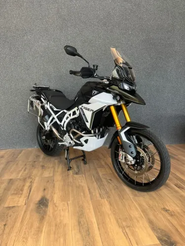 TRIUMPH TIGER 900 RALLY PRO