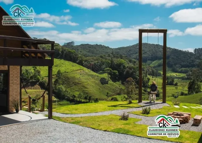 Chalé com lindo visual panorâmico em Águas Mornas