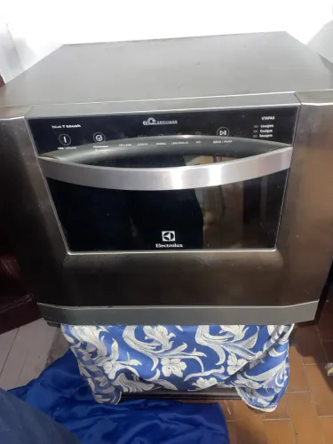 Lava Louças Electrolux 6 serviço (pouquíssimo usado)