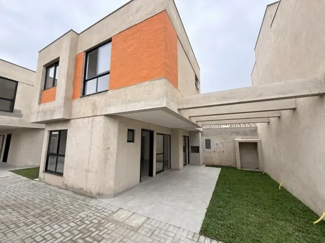 Casa de condomínio para venda possui 115 metros quadrados com 3 quartos