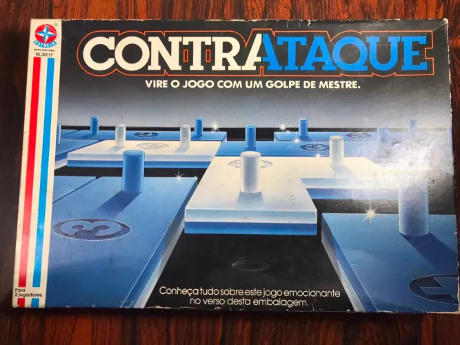 Antigo Jogo Estrela Contra Ataque