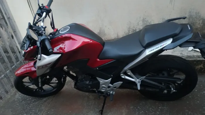 Vendo cb 300