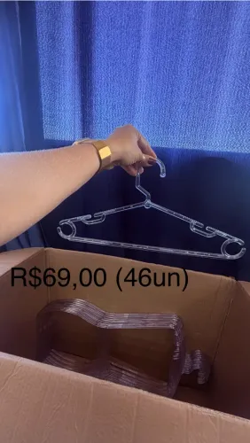Vendo cabides usados