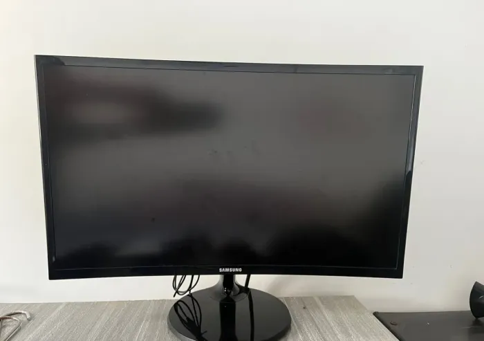 MONITOR SAMSUNG CURVO 24 POLEGADAS