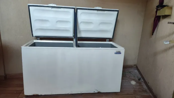 Freezer horizontal metal frio 550lt