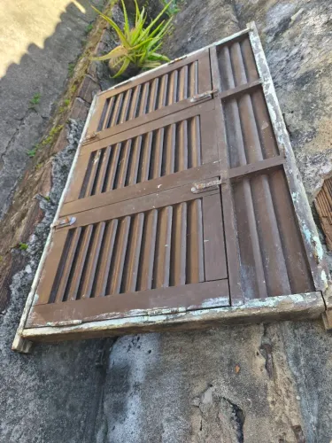 Janela de madeira