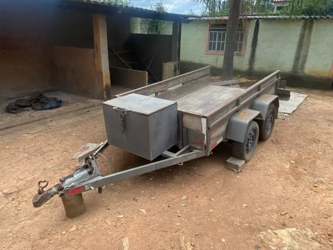 Carretinha Trucada Usada