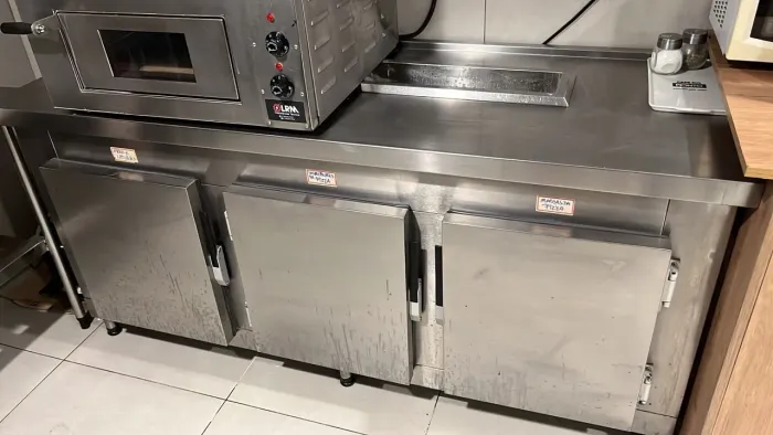 Balcão inox refrigerado