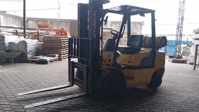 Empilhadeira Caçamba toco carroceria toco 1113 1313 1513