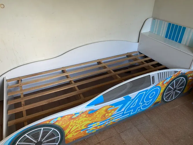 Cama carro infantil