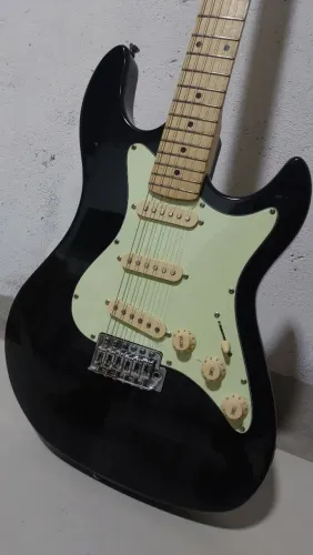 Guitarra Strinberg sts 100