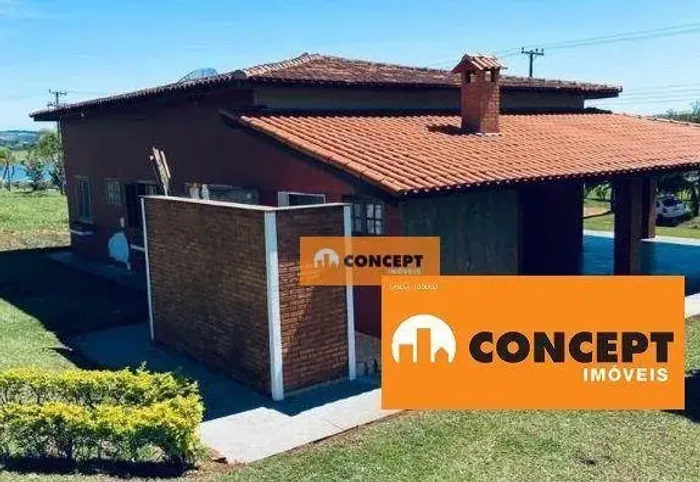 Casa com 3 dormitórios à venda, 208 m² por R$ 850.000 - Arandu/SP
