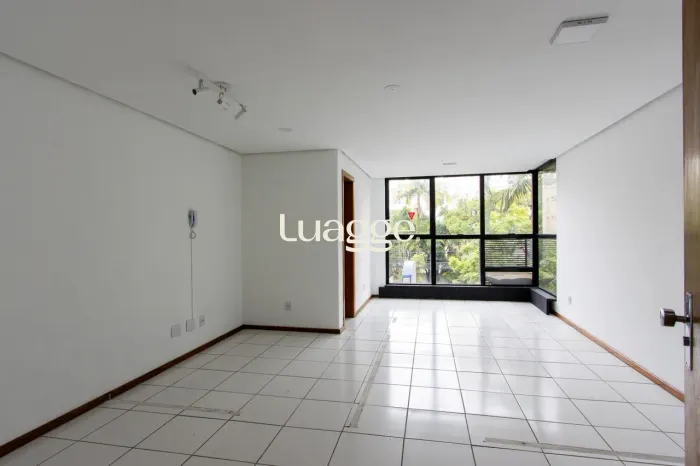 Conjunto/Sala para Locação/Aluguel - 33.48m², 0 dormitórios, Auxiliadora