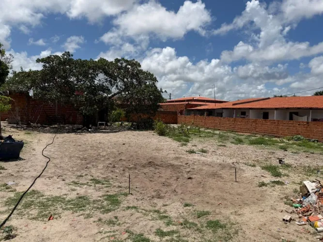 2 Lotes Vizinhos (12,5×32 cada - 800 m²) Excelente Localização Bairro Carlotas - Paracuru